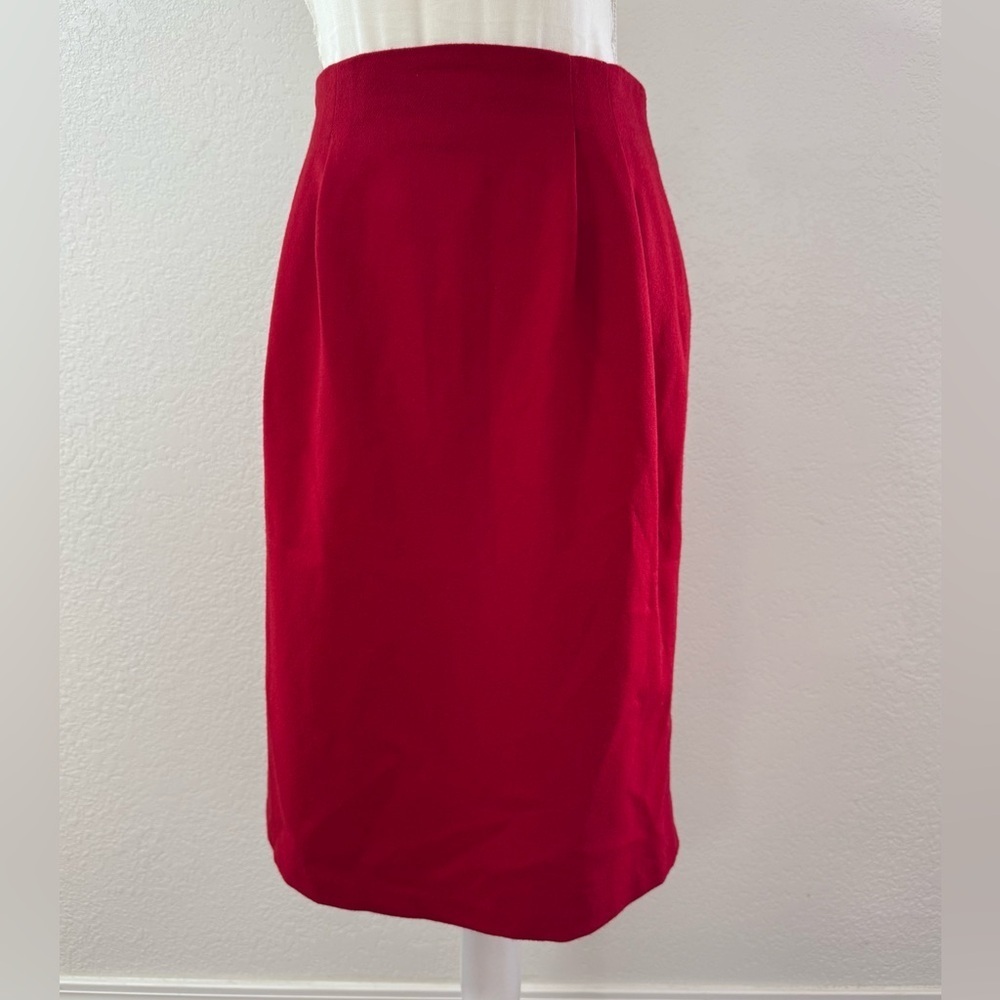 GIRAFFE Chic Red Pencil Skirt for Women